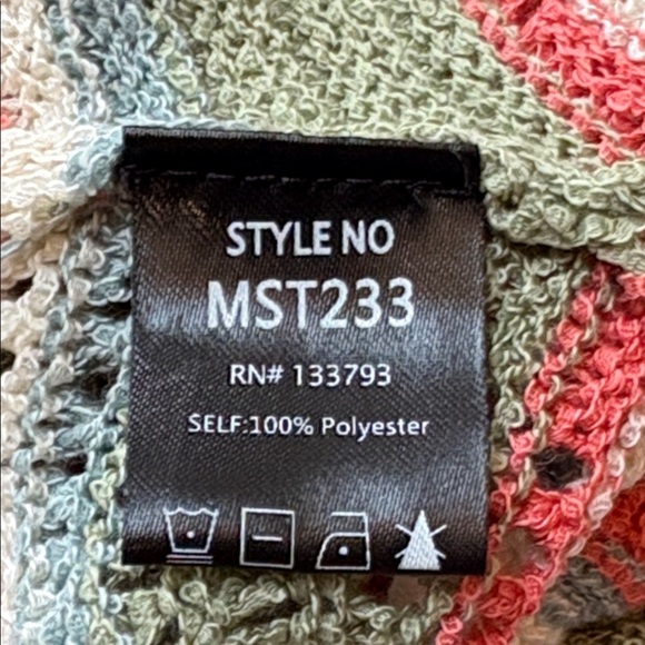 POL Chevron Knit Tank Top in Coral and Olive Size Small EUC - Picture 9 of 9